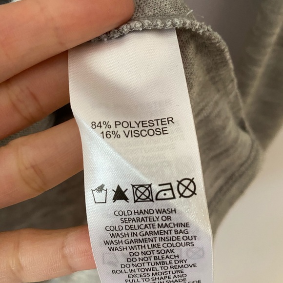 Forever New one sided off the shoulder top XXS - Picture 4 of 4